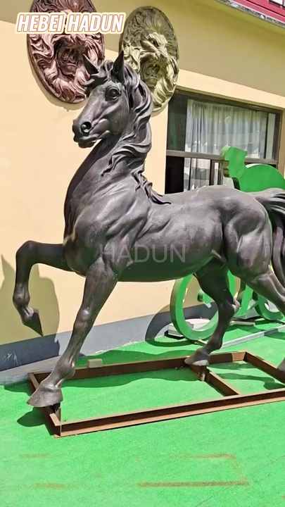 ブロンズ像　馬 等身大屋外ガーデンキャスティング真鍮ブロンズ像馬フルサイズ