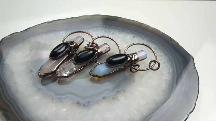 New Arrival Stone White Pendants Real Quartz Jewelry Antique