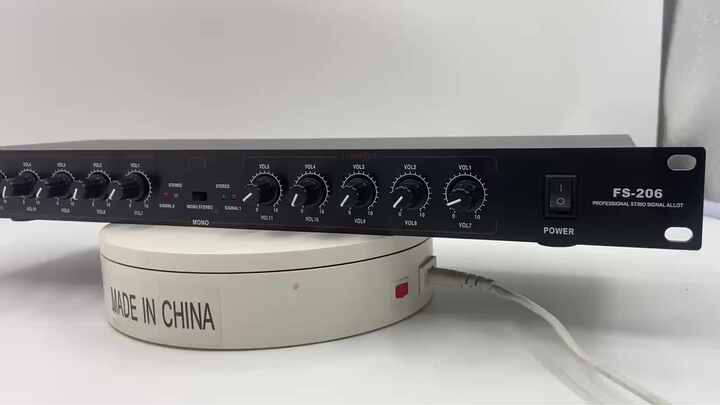 DB206 Audio Splitter - 2 in 10 Out XLR for Professional Use