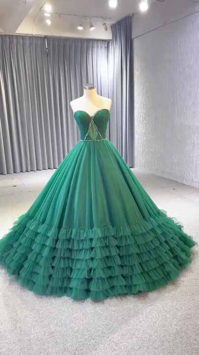 QUEENS GOWN Dark Green Ball Gown Tulle Sleeveless Sweetheart Evening Dress  for Women
