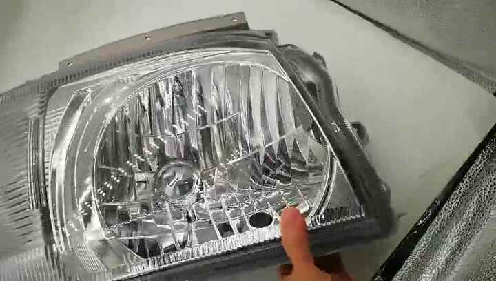 Wholesale Automotive Parts - Headlight RH 81130-26740