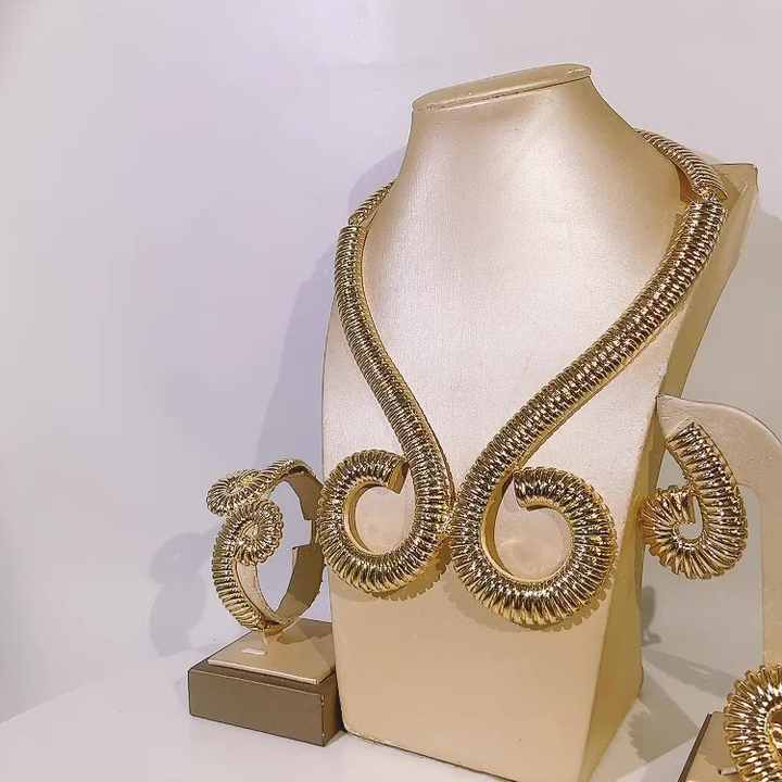 solu jewelryさん専用 Sun Wukong Bridal Jewelry Set: Necklace, Bracelet & Earrings