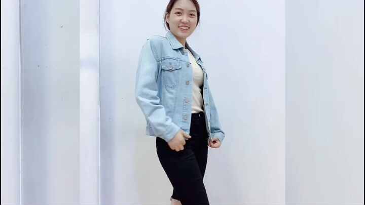 Puff Sleeve Short Cropped Pilot Bomber Jacket Women's Cotton Distressed  Fitted Washed Ripped Denim Jean Jacket for Ladies