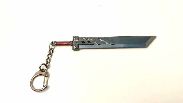 クラウド・ストライフ バスターソード キーホルダー ゲーム ファイナル