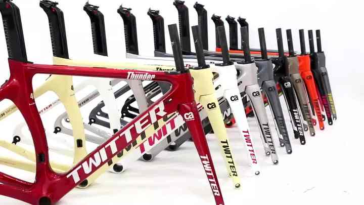 ツイッターサンダー700cサイズ自転車フレームカーボンファイバー