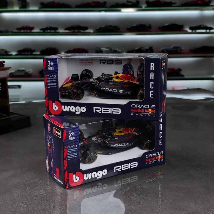 ブラーゴ 1:43スケール 2024年シーズン マックス・フェルスタッペン