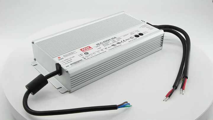 600W 30V 20ADC電源Meanwell HL-600H-30A IP65 AC DC LEDドライバー  