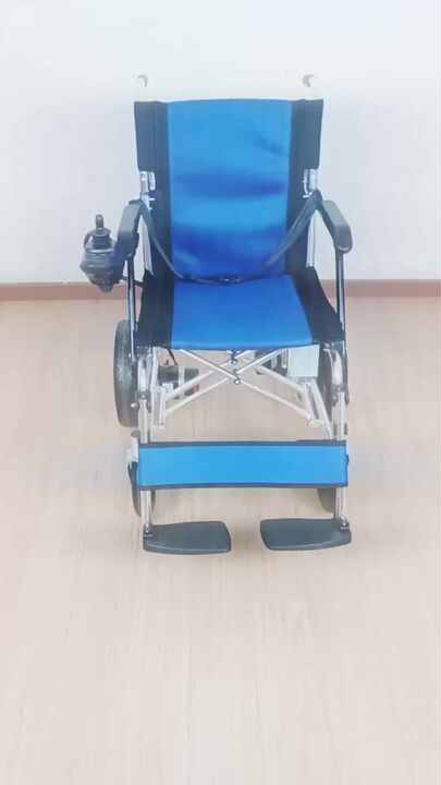 Rolstoel klem aan het Oosteinde