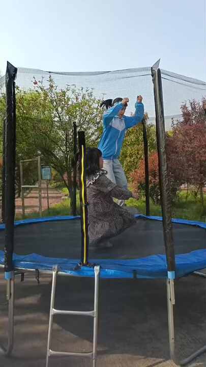 2022 Outdoor Jumping Trampoline Fun Fitness for Kids