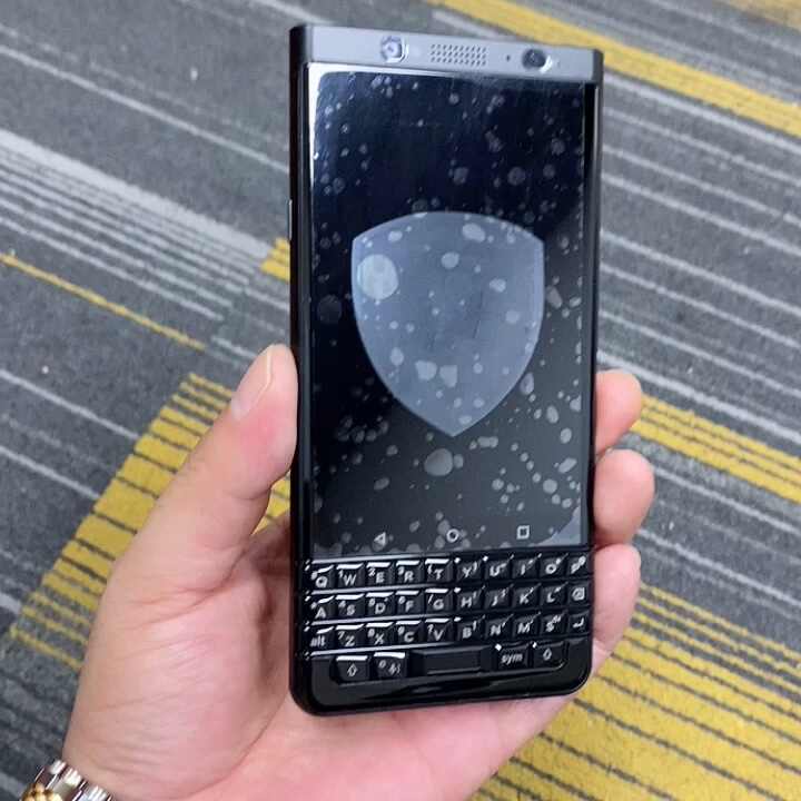 Blackberry KEYONE 32G Silver - Free Shipping & Android QWERTY