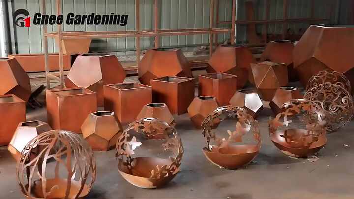 blumenstnder metall vintage Exklusive Blumensule 'Flora'