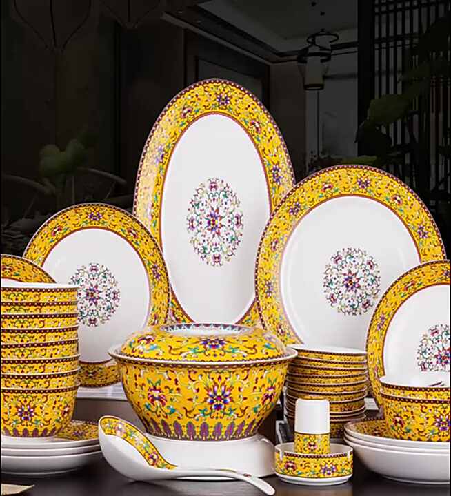Shop Our Customized Porcelain Dinner Sets for Hotels & Restaurants