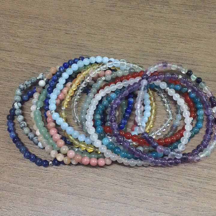 Bracelet perles - Pierres précieuses naturelles - Cristal irrégulier - 15 couleurs