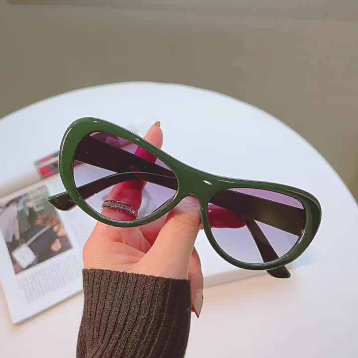 Ins Trend Popular Vintage Oval Gradient Green Shades Women 2023