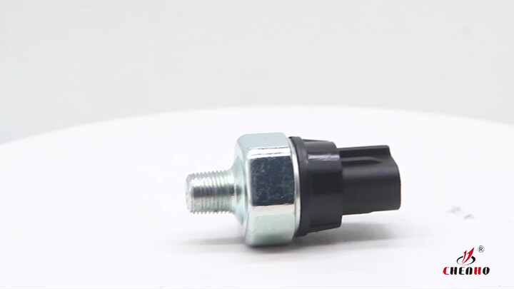 マタイセン MN137360 Oil Pressure Switch - Reliable Mitsubishi OEM Part