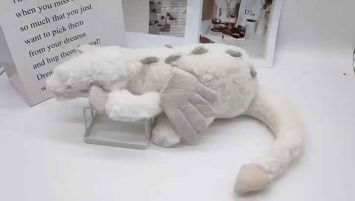 2022年新デザイン ホワイトドラゴンぬいぐるみ 30cm おもちゃ
