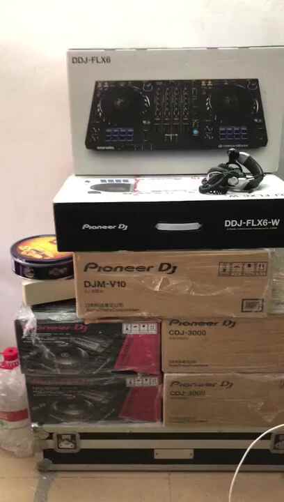 DDJ 1000 4 Channel Rekordbox Dj Controller - Power & Precision
