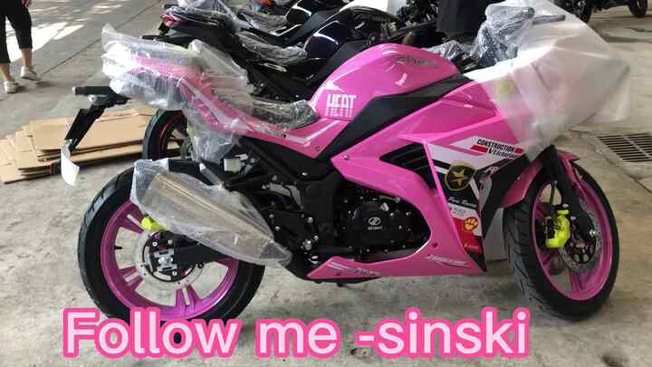 シンスキーガスパワーバイクピンクモーターサイクルスポーツヘビー