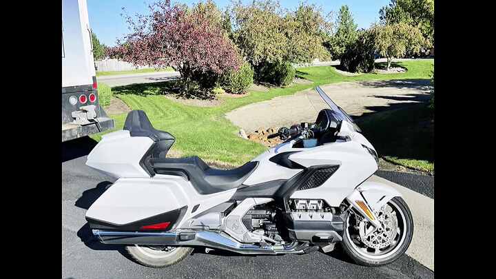 Motorcycle Adjustable Windshield Side Wing Fairing ABS Plastic Air  Deflector for Honda Gold Wing GL1800D Tour 2018-2023