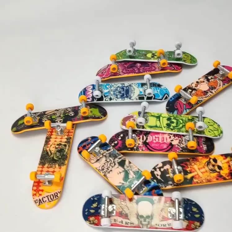 Chougui 14 Pack Mini Fingerboards Finger Skateboard Finger Boards For Kids Birthday Party Favors Designs May Vary