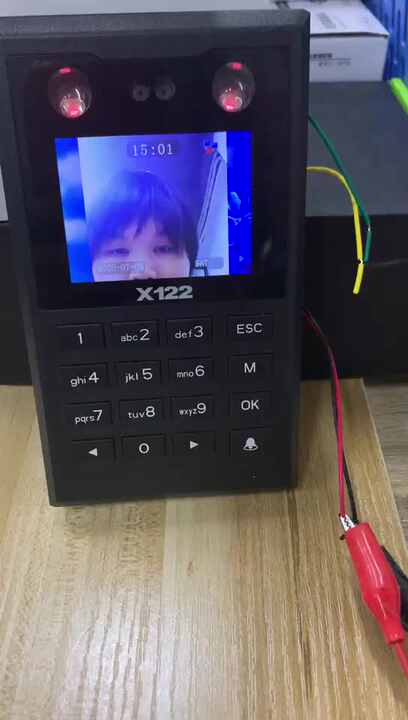 2.8インチTCP/IP USB RFIDキーパッド指紋顔認証出勤管理機X122