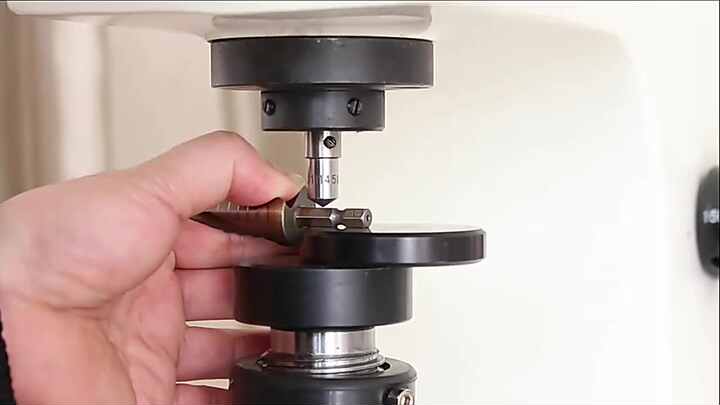 卸売価格 4-12mm 三角シャンク スパイラル溝付き 木工用穴あけカッター