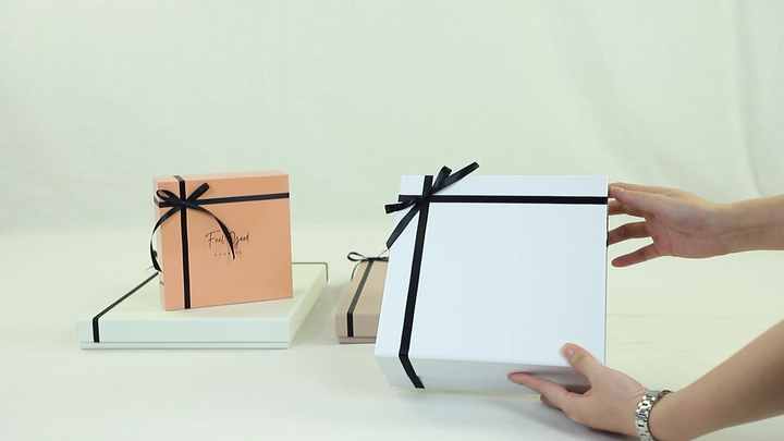 Disfraces Especialista golondrina Source Custom Logo Packing Boxes Cajas De Carton Para Regalo Geschenkbox  Luxury Surprise Packaging Birthday Gift Paper Box on m.alibaba.com