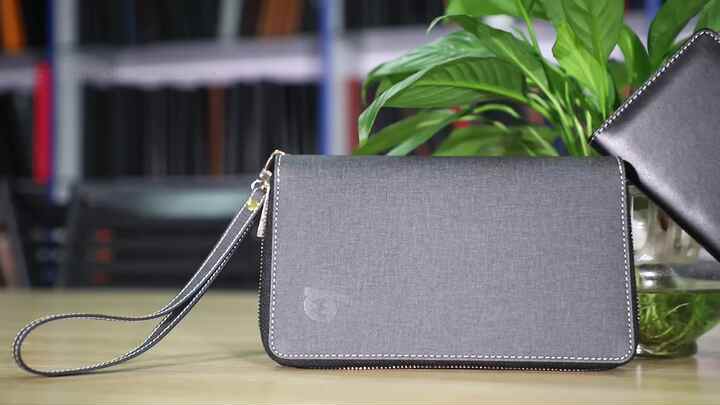 Multifunctional Leather Wallet with Wireless Charger Powerbank