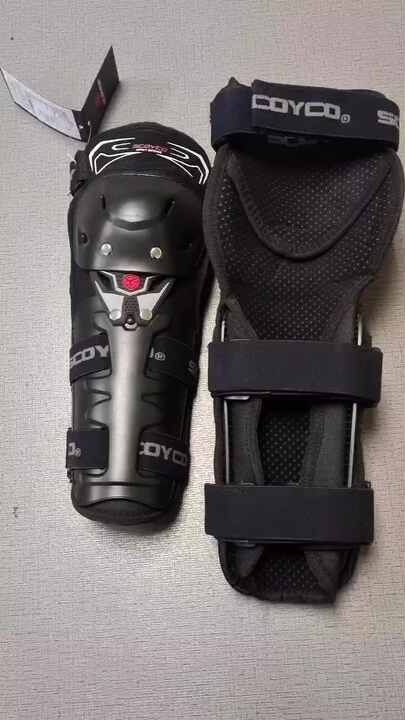 Scoyco 4 stks Motorfiets Knie Scheenbeen Guards Anti-slip voor Mannen