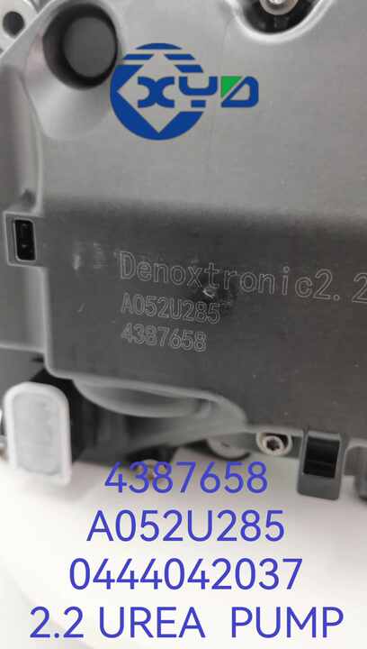 XINYIDA Dosing Pump RE553796 Urea Pump 0444042182 - OEM