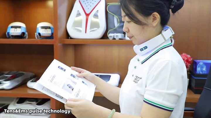 Remote Control Vibration Massage Electric Pulse Heating Neck Massage Device Wearable Neck Device Remote Control Vibration Massage Electric Pulse Heating Neck Massage Device Wearable Neck Device