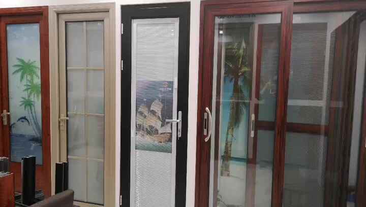 Luxury Design Size Customized Powder Coated Aluminium Door Panel