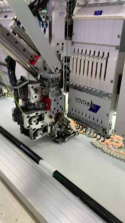 Automatic Sequin Punching Mixed Chenille 18 Head Embroidery
