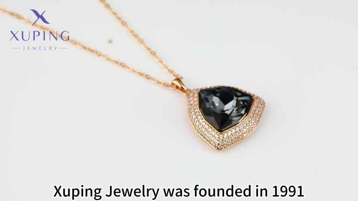 Elegant Black Heart Necklace - Fashion Stainless Steel