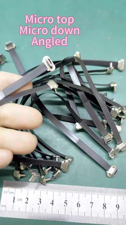 Short morbido sottile standard USB angolato FPV piatto sottile nastro