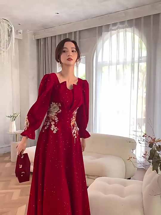 ZX-422 Elegant Spring Velvet Bride Engagement Wedding Dress