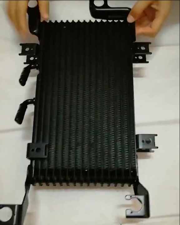 Radiator Assembly for Toyota LEXUS Land Cruiser Coaster Tundra