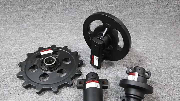 久保田RX141の部品 クボタ掘削機足回り部品用RX141足回り部品チェーンスプロケット