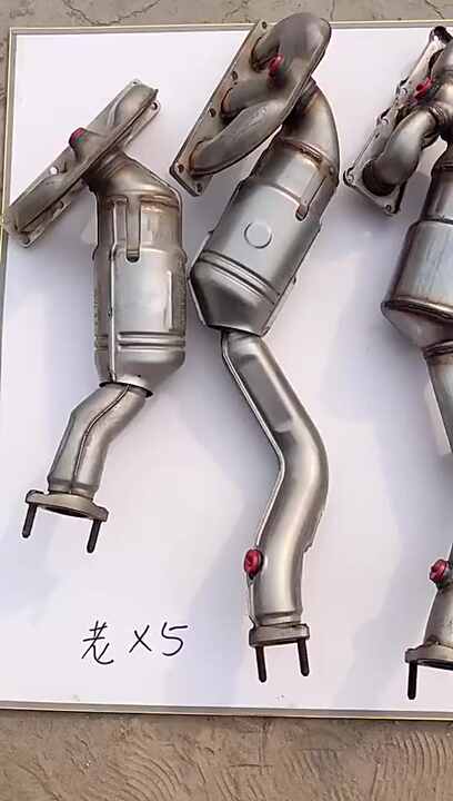 Shop High-Quality Catalytic Converters for BMW E46 318