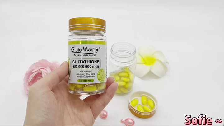 herbal glutathione skin whitening 🤔 تعرف علاش ✨𝐋-𝐆𝐥𝐮𝐭𝐚𝐭𝐡𝐢𝐨𝐧✨ من أهم مضادات الأكسدة إلّي يحتاجهم  بدنك باش يحافظ على صحته وسلامته❓ #الجلوتاثيون هي مادة يحتاجها البدن ل:  ✓محاربة الأكسدة. ✓طرد السموم. ✓تقليل إفراز الميلانين (صبغة الجلد). ✓دعم main image 1