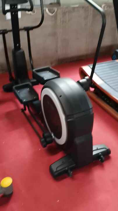 Wholesale Price Fitness Equipment Elliptical Trainer Machine