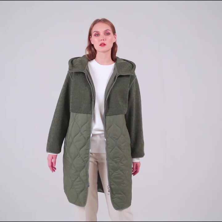 Wholesale Women's Casual Cotton Padded Coats in Light Green