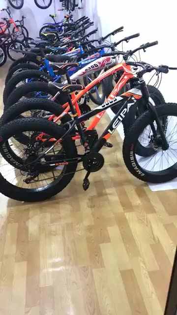 ファットバイク26インチ 迫力の極太タイヤ4.0インチ ! ファットバイク Wディスク 軽量