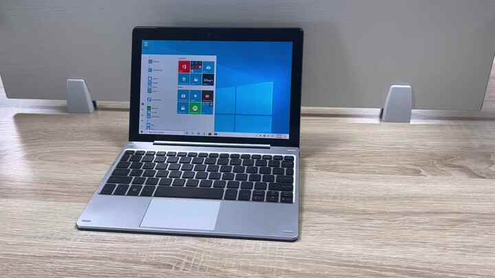 CAREVERY 10inch Mini Touch Screen Laptop 4GB RAM, 64GB SSD
