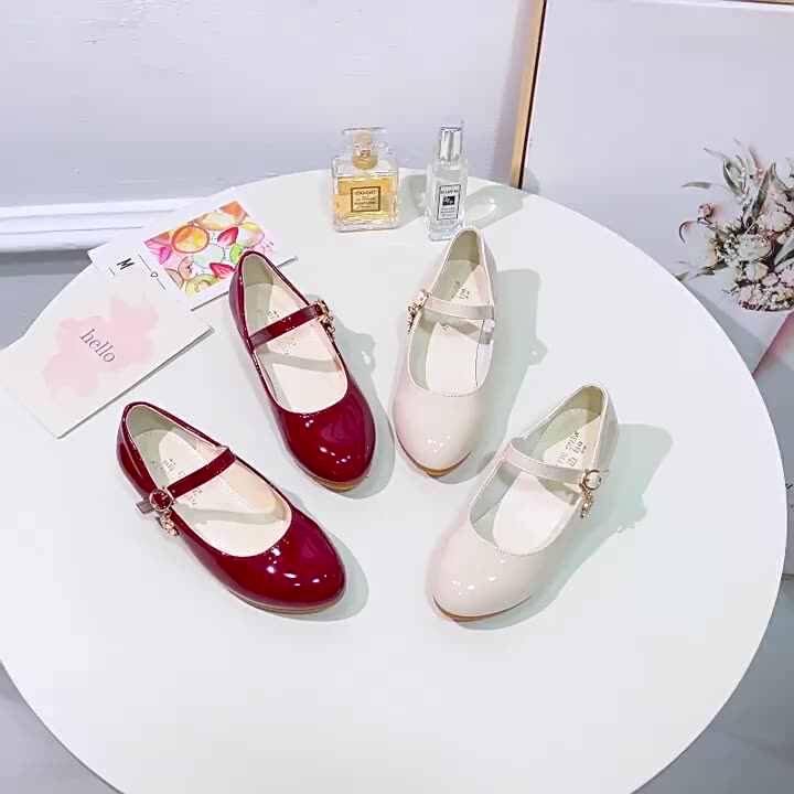 New Arrival Little Girls Fashion PU Leather Shoes Children Simple Design  High Heel Dress Shoes