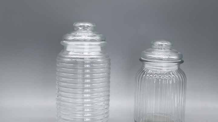 Wholesales Factory Price Glass Jar With Metal Clip/Glass Storage Jar Bottle With Flip Top Cap
