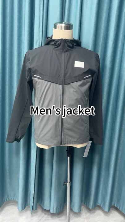 Resist Windbreaker: Black
