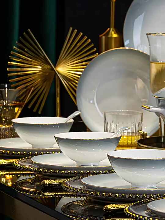 2025 Jingdezhen Bone China Dinnerware Set 6-Person 22 Pieces