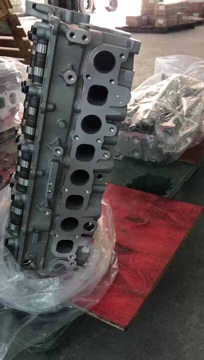 Original OEM Cylinder Head D4CB 908778 Engine Parts for Hyundai
