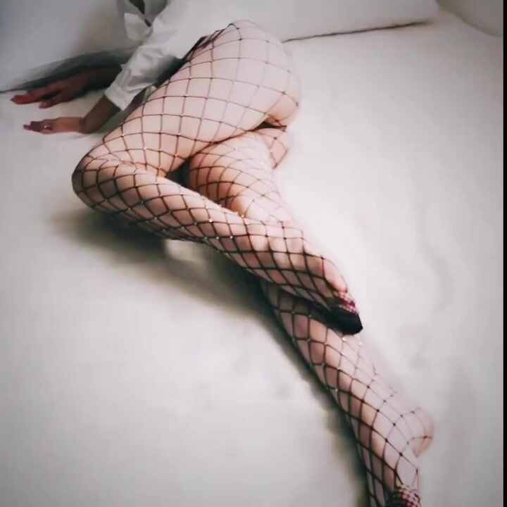 sexy in fishnets Glittery Mesh Sexy Fishnet Stocking Tights – Risette main image 1
